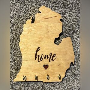 Wooden Michigan Key Rack – State Shape, “Home” Script, 4 Hooks – Handmade Look
